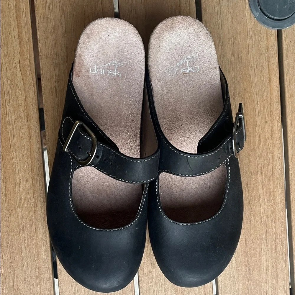 Dansko martina Black Leather Mules with Buckle 38 - Picture 1 of 7